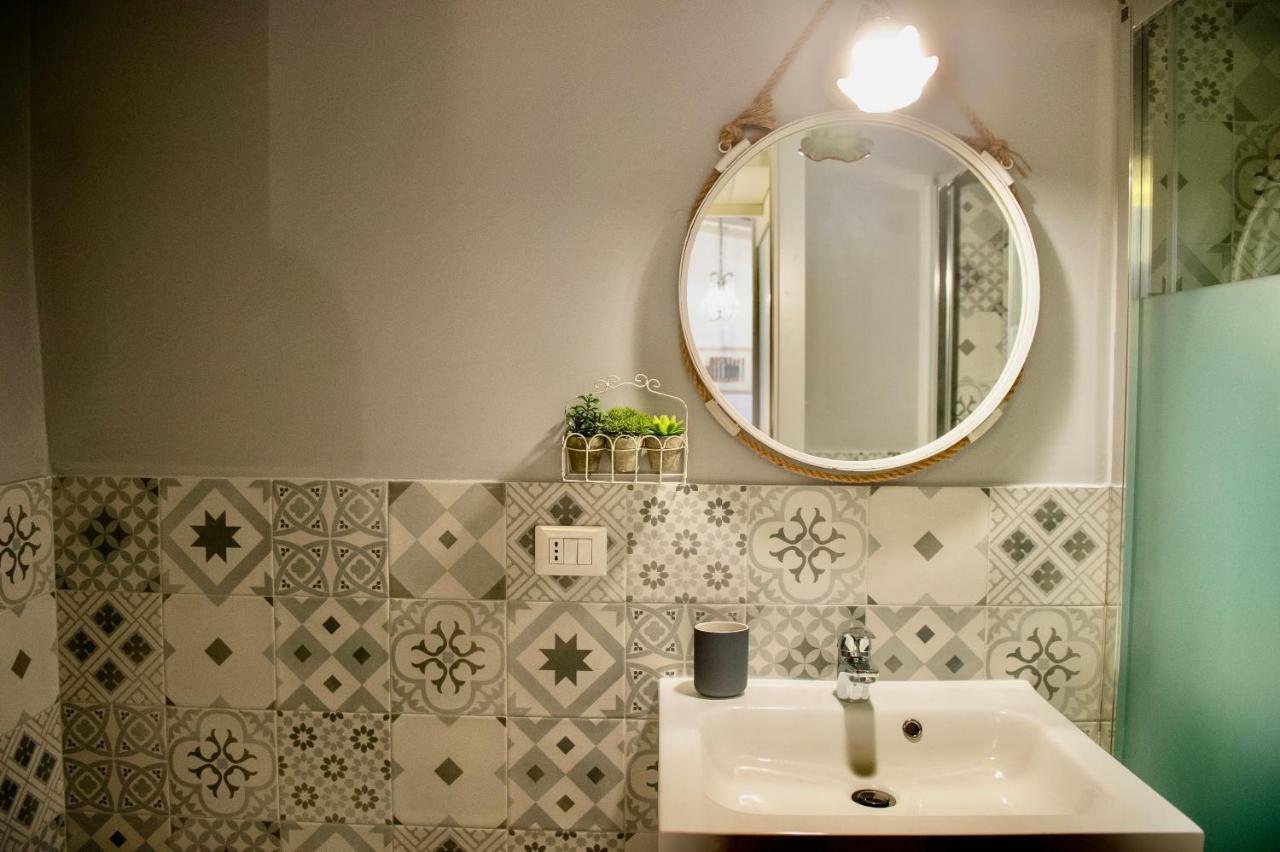 Boutique Apartment Roma In Trastevere Экстерьер фото